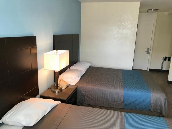 Inn Of Long Beach image 12